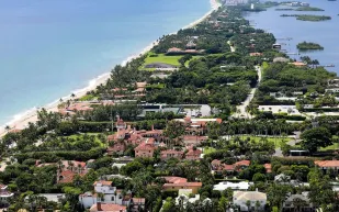 صفقة غامضة قرب مارالاغو بـ250 مليون دولار.. هل لبيل غيتس علاقة؟