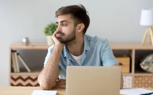 لمن لا يطيقون الذهاب إلى العمل.. الصين تخصص عيادات لعلاج الاحتراق النفسي