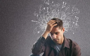 تصحو مرهقًا؟ اضطراب ADHD قد يفسّر ما يحدث لدماغك ليلًا