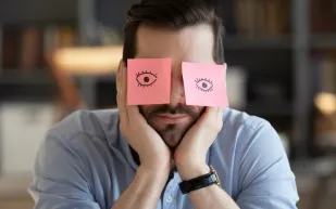 كيف يساعد "الكسل الذكي" على الوصول لقمة النجاح؟