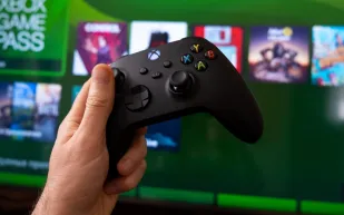 ألعاب Xbox تهيمن على قوائم PS5.. هل انتهى عصر الحصريات؟