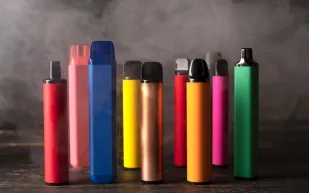 هل تسبب السوائل الإلكترونية تشوهات للجنين؟