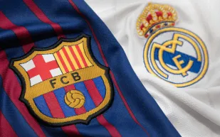 نجمان من البريميرليغ يُشعلان كلاسيكو ريال مدريد وبرشلونة