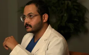 الحسن بن رزق لـ"الرجل": حولت شغفي إلى براءة اختراع في "الناقل الذكي للأدوية"