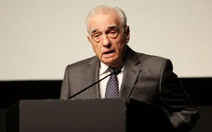 مارتن سكورسيزي يروي قصة محاولة سرقة فيلمه الأسطوري "تاكسي درايفر" (فيديو)