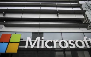 الرئيس التنفيذي لـ GitHub يدافع عن مذكرة مايكروسوفت حول تقييم استخدام الذكاء الاصطناعي