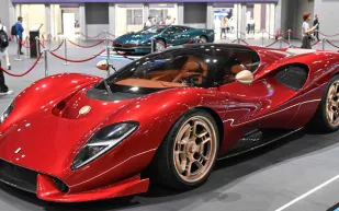 De Tomaso Sport 5000 Spyder 1965 تعرض في مزاد بسعر 650 ألف دولار