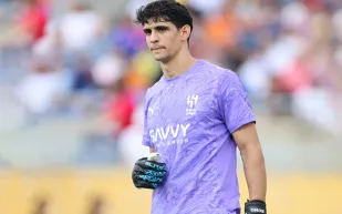 جماهير الهلال تدعم بونو في تصويت أفضل حارس مرمى بالعالم