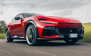 Kia EV6 GT تتفوق على Ferrari Purosangue في سباقات الربع ميل  (فيديو)