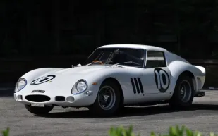 Ferrari 250 GTO النادرة في مزاد 2026.. هل تتجاوز 52 مليون دولار؟