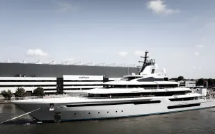 يخت Leviathan الجديد يجمع الفخامة والوظائف العملية ورفاهية الطاقم