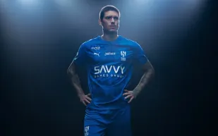 داروين نونيز يقترب من إزاحة نجم الهلال البارز خارج أسوار الفريق