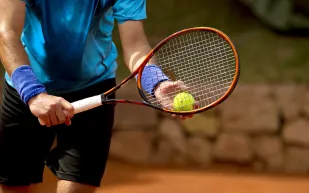 دراسة كوبنهاغن: التنس يزيد متوسط العمر 10 سنوات