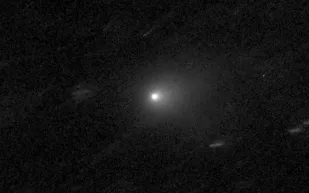 زائر غامض من أعماق الكون: هل يكون المذنب 3I/ATLAS مركبة فضائية غريبة؟