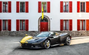 Ferrari Daytona SP3 Tailor Made تُباع مقابل 26 مليون دولار في مزاد سوذبيز