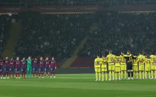 حال موافقة الاتحاد الإسباني .. كم ستحقق مباراة برشلونة وفياريال؟ 