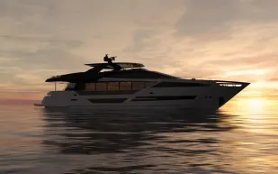 Hargrave 120.. يخت فاخر يجمع بين القوة والفخامة الإيطالية