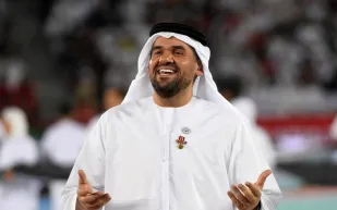 حسين الجسمي يشعل القاهرة بحفل ضخم ويكشف تفاصيل "ألبوم 2025" (فيديو)