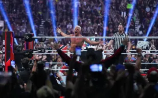 رويال رامبل في الرياض لأول مرة في تاريخ WWE (فيديو)