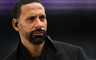 ريو فيرديناند ينتقل من لندن إلى قصر الأحلام في دبي (فيديو)