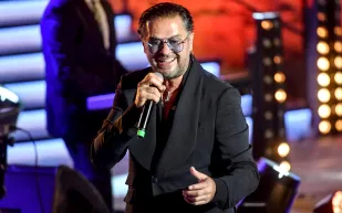 بعد إيقافه مؤقتا.. راغب علامة يُصالح نقابة الموسيقيين في مصر