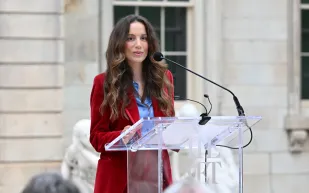 كيف يقفز الذكاء الاصطناعي بثروات أصحاب الملايين؟