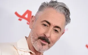 ألان كومينغ يعود إلى Marvel بعد 23 عامًا