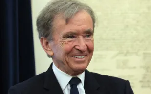 برنار أرنو يشتري فندق Cap Estel بـ200 مليون يورو (فيديو)