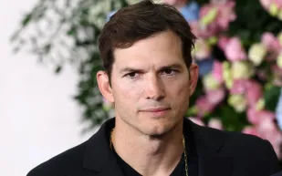 ما علاقة الممثل Ashton Kutcher بصفقة بيع Soho House  بملياري جنيه إسترليني؟