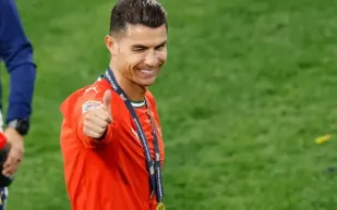 ما سر نظام كريستيانو رونالدو الغذائي؟.. "مجلة الرجل" تكشف التفاصيل