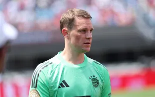 بعد تألقه مع بايرن.. هل يعود مانويل نوير لحراسة عرين ألمانيا في المونديال؟