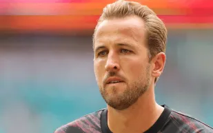 من الملعب إلى الفخامة.. أبرز ساعات رولكس في مجموعة هاري كين