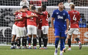 تشكيلة مانشستر يونايتد وآرسنال تشعل افتتاح الدوري الإنجليزي