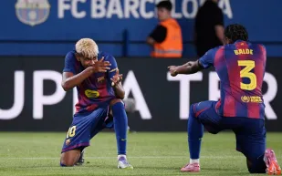 هل يبدأ لامين يامال رحلة مطاردة رونالدو؟