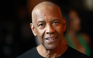 دينزل واشنطن يكشف فلسفته: السينما أثر لا تماثيل ذهبية (فيديو)