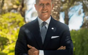 مدير عام Raffles The Palm Dubai لـ"الرجل": الفخامة تُروى بالتفاصيل.. ونصنع ذكريات لا تُنسى