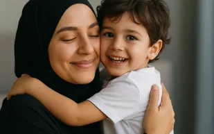 دراسة: تربية الأمهات الاستجابية تقلل بدانة الأطفال