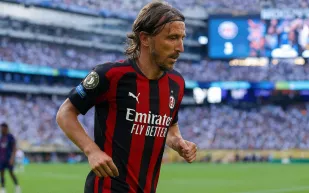 رسميًا لوكا مودريتش ينضم إلى ميلان..  أبرز ما قاله في مراسم التقديم (فيديو)