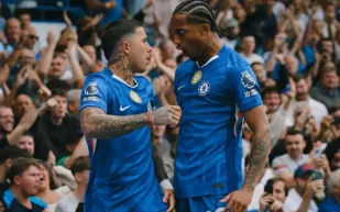 تشيلسي يتصدر الدوري مؤقتًا بثنائية في شباك فولهام.. شاهد