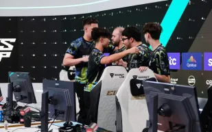 كأس العالم للرياضات الإلكترونية 2025: ختام مجموعات R6 وتأهل 4 أندية     