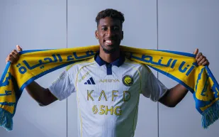 كومان يشيد بجيسوس ويكشف الدافع الحقيقي وراء انضمامه للنصر (فيديو)