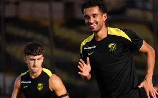 تشكيلة الأخدود أمام الاتحاد في دوري روشن السعودي
