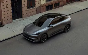  MG تتحدى تسلا بإطلاق سيارتي IM5 وIM6 الفاخرتين (فيديو)