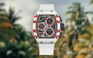 بسعر خيالي.. تحفة ريتشارد ميل ترافق عودة السائق لوكلير لمنصة المركز الأول (فيديو)