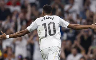 قميص مودريتش رقم 10 يفتح صفحة ملكية جديدة لمبابي