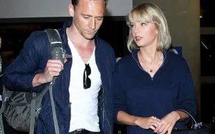 توم هيدلستون يحرج عند سؤاله عن تايلور سويفت (فيديو)