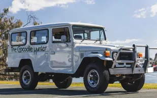 مزاد مرتقب على لاندكروزر "صائد التماسيح" الأسطورية