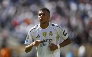 هل ينتقل مبابي إلى الدوري السعودي؟ عرض قياسي يهدد سوق الانتقالات