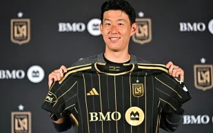 بعد انضمامه إلى LAFC... هل يسلب سون أحد أرقام ميسي في أمريكا؟ 