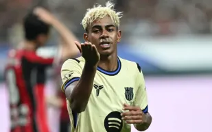 فابريغاس يشيد بموهبة يامال ويكشف رأيه في تدريب برشلونة مستقبلًا (فيديو) 